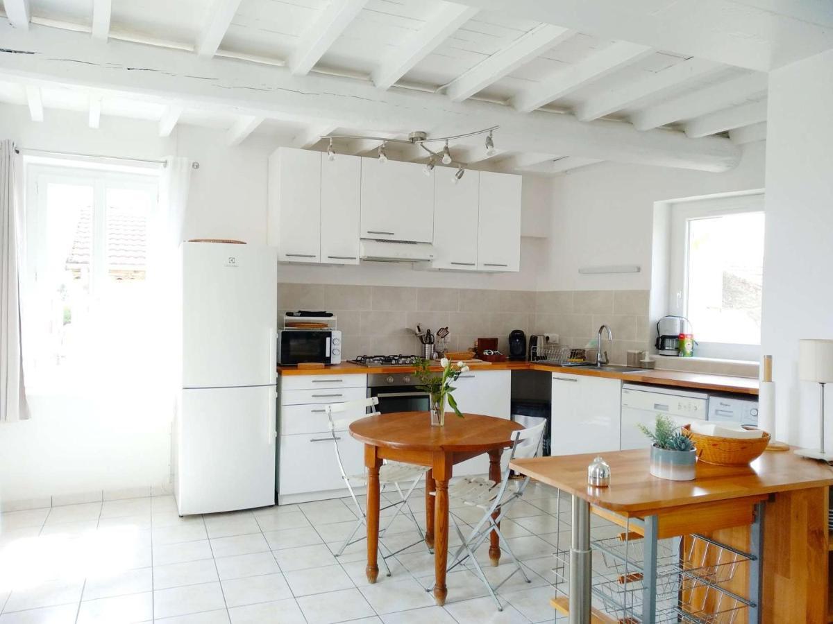 La Maison De Thuy - Gite En Auvergne Gimeaux Eksteriør bilde
